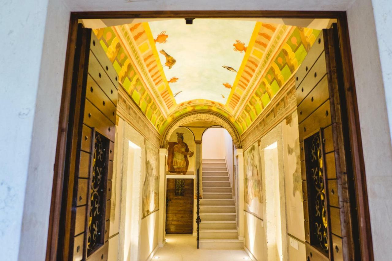 Villa Colli Storici เดเซนซาโนเดลการ์ดา ภายนอก รูปภาพ