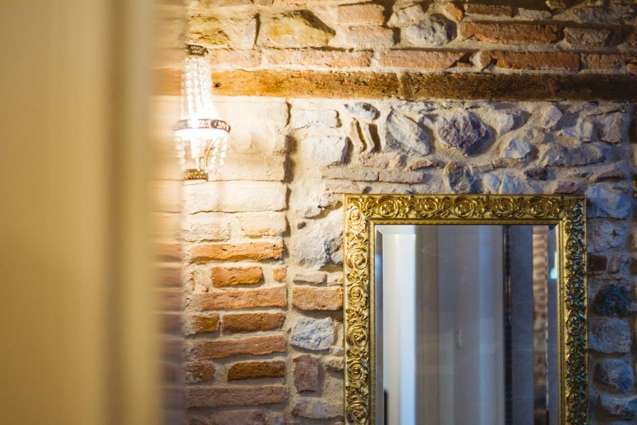 Villa Colli Storici เดเซนซาโนเดลการ์ดา ภายนอก รูปภาพ