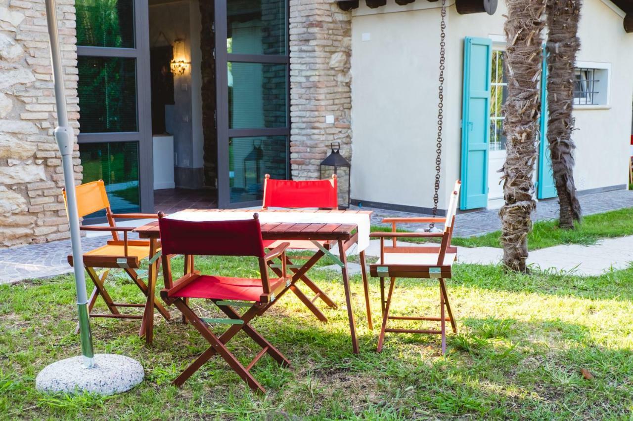 Villa Colli Storici เดเซนซาโนเดลการ์ดา ภายนอก รูปภาพ